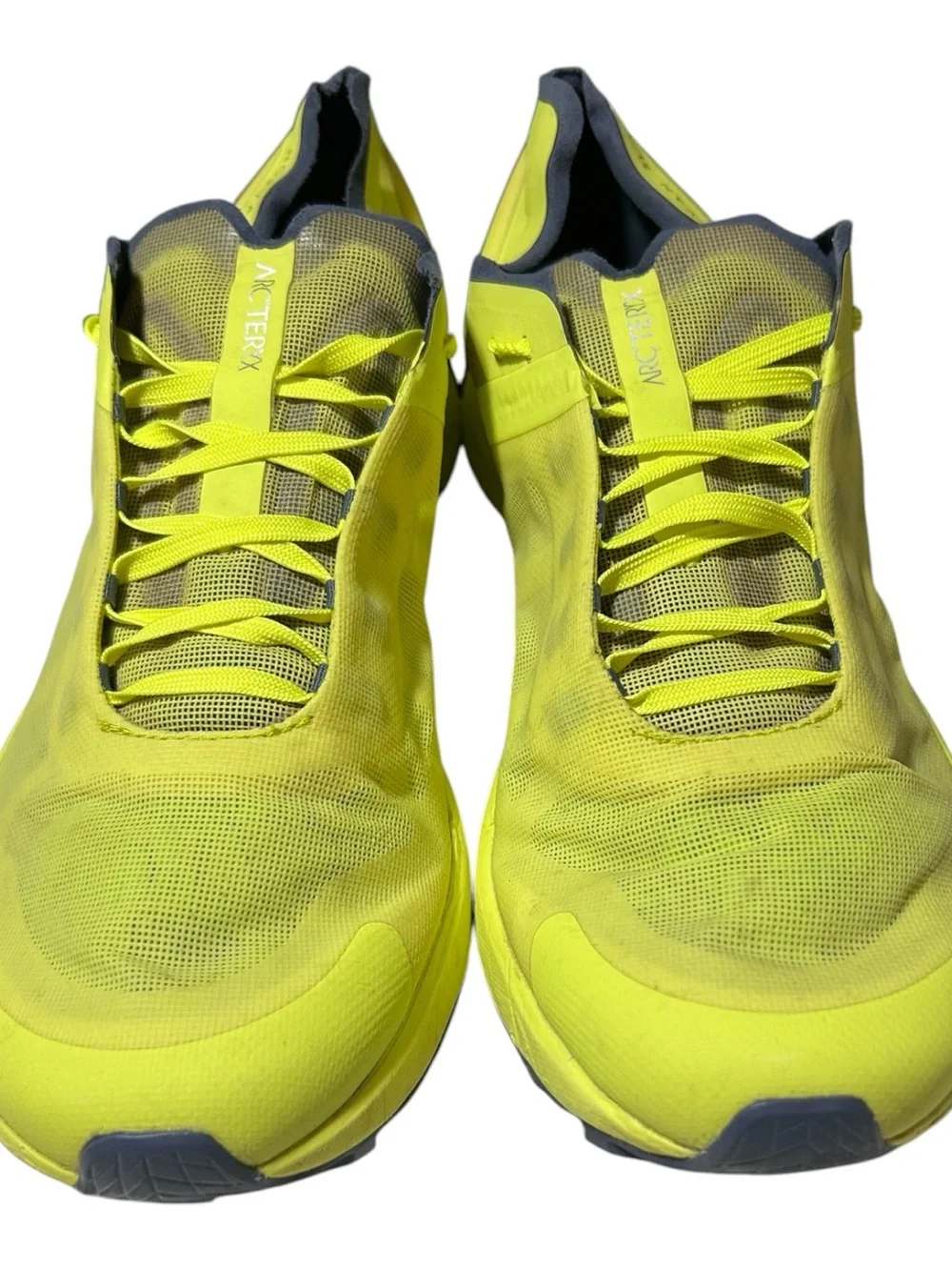 Arc'teryx Norvan womens Neon Yellow Trail Running Shoes size 9.5